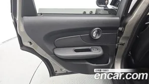 Mini Clubman, 2019 — миниатюра 14