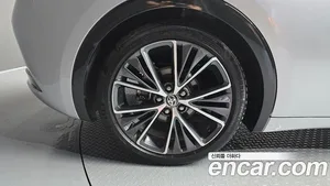 Toyota Prius, 2023 — миниатюра 5