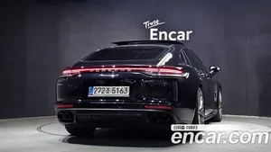 Porsche Panamera, 2023 — миниатюра 4