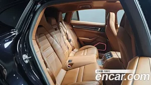 Porsche Panamera, 2023 — миниатюра 17