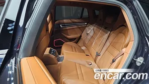 Porsche Panamera, 2023 — миниатюра 18