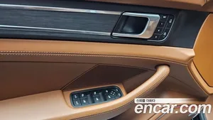 Porsche Panamera, 2023 — миниатюра 26