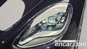 Porsche Panamera, 2023 — миниатюра 8