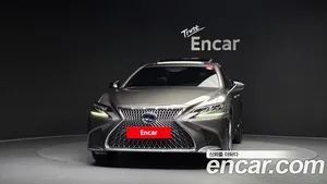 Lexus LS, 2018 — миниатюра 3