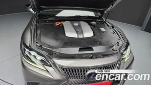 Lexus LS, 2018 — миниатюра 6