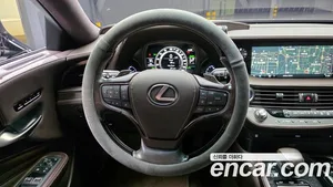 Lexus LS, 2018 — миниатюра 19