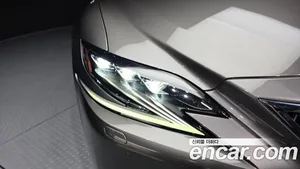 Lexus LS, 2018 — миниатюра 8