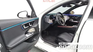 Mercedes-Benz E-Class, 2025 — миниатюра 13