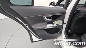 Mercedes-Benz E-Class, 2025 — миниатюра 15