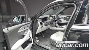 BMW XM, 2025 — миниатюра 10