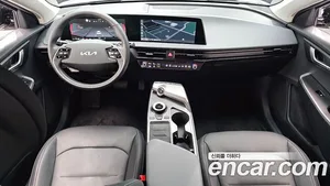Kia EV6, 2023 — миниатюра 10