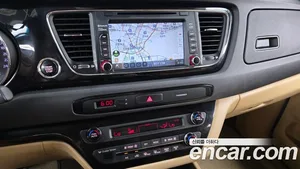 Kia Carnival, 2017 — миниатюра 13