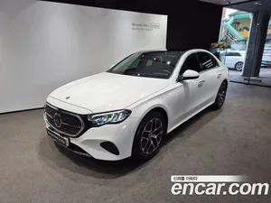 Mercedes-Benz E-Class, 2026 — миниатюра 1