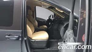 Hyundai Staria, 2023 — миниатюра 17
