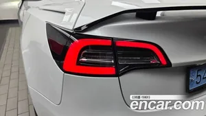 Tesla Model 3, 2022 — миниатюра 9