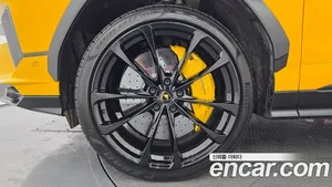 Lamborghini Urus, 2024 — миниатюра 5