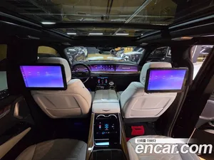 Cadillac Escalade, 2025 — миниатюра 13