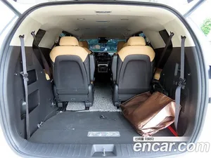 Kia Carnival, 2023 — миниатюра 17