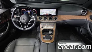 Mercedes-Benz E-Class, 2021 — миниатюра 10
