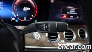 Mercedes-Benz E-Class, 2021 — миниатюра 12