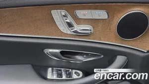 Mercedes-Benz E-Class, 2021 — миниатюра 19