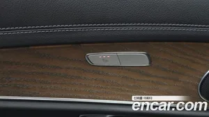 Mercedes-Benz E-Class, 2021 — миниатюра 31