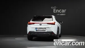 Lexus UX, 2023 — миниатюра 3