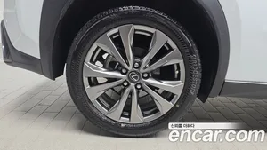 Lexus UX, 2023 — миниатюра 4