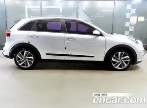 Kia Niro, 2016 — миниатюра 3