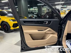 Porsche Cayenne, 2021 — миниатюра 7