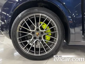 Porsche Cayenne, 2021 — миниатюра 15