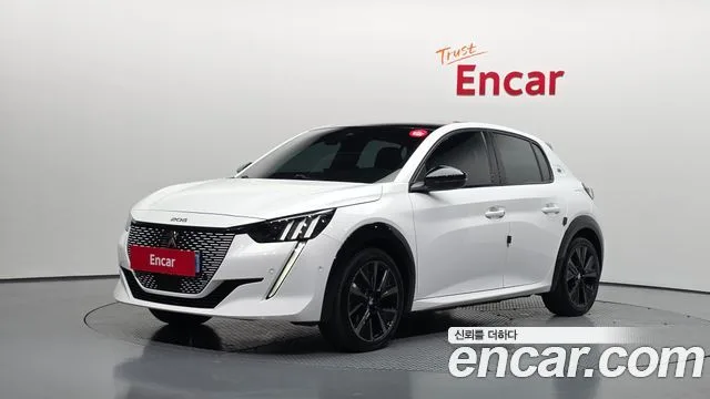 Peugeot 208, 2023 — фото автомобиля из Кореи