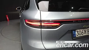 Porsche Cayenne, 2021 — миниатюра 9