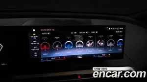 BMW iX, 2023 — миниатюра 30