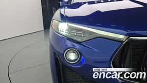 Maserati Levante, 2021 — миниатюра 8