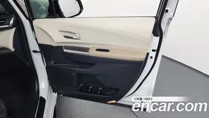 Toyota Sienna, 2022 — миниатюра 14