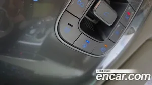 Genesis GV70, 2025 — миниатюра 30