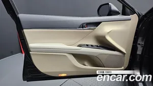 Toyota Camry, 2022 — миниатюра 14