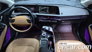 Kia EV6, 2023 — миниатюра 10