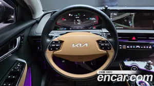 Kia EV6, 2023 — миниатюра 20