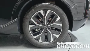 Kia EV6, 2023 — миниатюра 7
