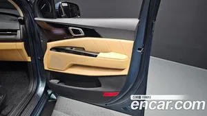 Kia Carnival, 2021 — миниатюра 27