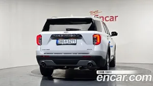 Ford Explorer, 2023 — миниатюра 3