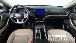 Ford Explorer, 2023 — миниатюра 9