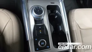 Ford Explorer, 2023 — миниатюра 11