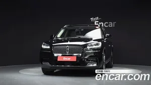 Lincoln Aviator, 2022 — миниатюра 3