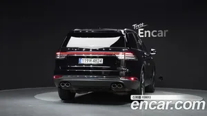 Lincoln Aviator, 2022 — миниатюра 4