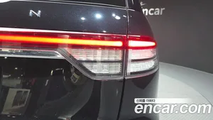 Lincoln Aviator, 2022 — миниатюра 9