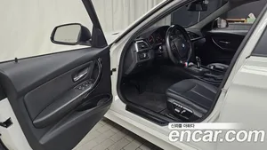 BMW 3-Series, 2018 — миниатюра 12