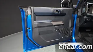 Ford Bronco, 2022 — миниатюра 14